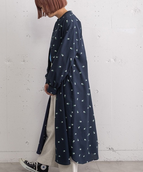 POU DOU DOU（プードゥドゥ）の「クローバープリントシャツワンピース（ワンピース・レディース・ネイビー/キナリ・3）」の19枚目の写真