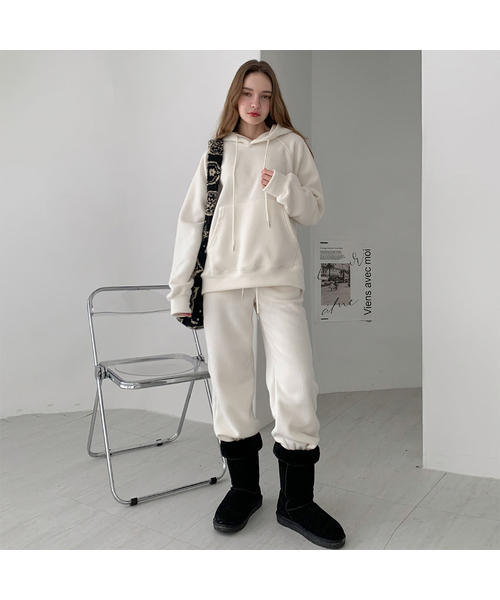VASCARA（バスカラ）の「[SET] [Napping] Raglan Hoodie+Pants Set Up (3colors)（パーカー・レディース・アイボリー/ブラック/ブラウン・FREE）」の2枚目の写真