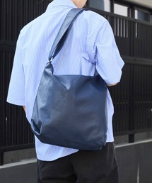 UNION STATION | 〈ユニセックス〉服を選ばない万能ビーガンレザーショルダーバッグ(ショルダーバッグ)