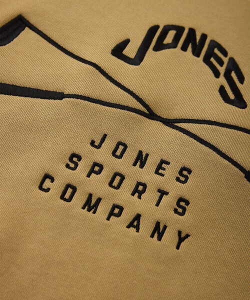 JONES(ジョーンズ)の「【JONESコラボ】フロントロゴ長袖プルオーバー(スウェット・メンズ・グレー/ベージュ・XL/L/M/S)」の6枚目の写真