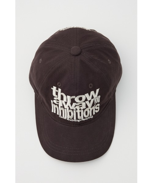 SLY（スライ）の「ESQWE LOGO CAPTHROW エスクェロゴキャップ（キャップ・レディース・ライトブラック/ベージュ系その他・FREE）」の9枚目の写真