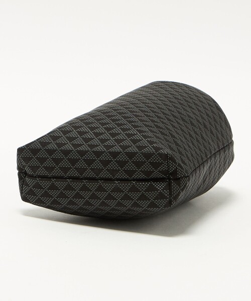 UNITED ARROWS（ユナイテッドアローズ）の「＜印傳屋上原勇七＞合切袋M/波うろこ（ショルダーバッグ・メンズ・その他1・FREE）」の6枚目の写真