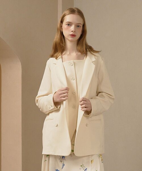 cle blatt(クレブラット)の「ソフトテーラードダブルジャケット(テーラードジャケット・レディース・ネイビー/アイボリー・MEDIUM)」の3枚目の写真