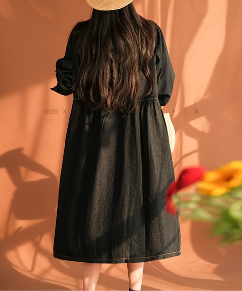 LUCPY(ラクピー)の「ウエスト切替デニムワンピース(ワンピース・レディース・ブルー/ブラック・MEDIUM/XX-LARGE/X-LARGE/LARGE)」の4枚目の写真