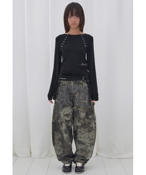 FANCY CLUB(ファンシークラブ)の「A'GEM/9 × .kom 『FANCY CLUB/ファンシークラブ』MOVE BUTTON LONG SLEEVE/ムーブボタン長袖カットソー(Tシャツ/カットソー・レディース・ライトブルー/グレー/ブラック・FREE)」の7枚目の写真