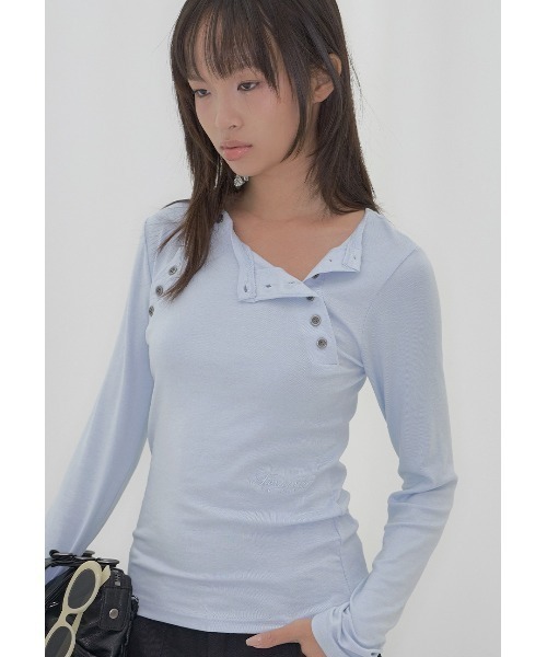 FANCY CLUB(ファンシークラブ)の「A'GEM/9 × .kom 『FANCY CLUB/ファンシークラブ』MOVE BUTTON LONG SLEEVE/ムーブボタン長袖カットソー(Tシャツ/カットソー・レディース・ライトブルー/グレー/ブラック・FREE)」の16枚目の写真