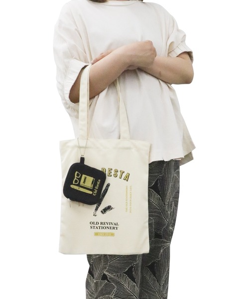 BACKYARD FAMILY(バックヤードファミリー)の「Old Resta FLAT TOTE(トートバッグ・レディース・ホワイト系2/ホワイト系1/ホワイト系5/ホワイト系4・FREE)」の8枚目の写真