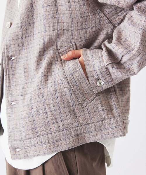 JOURNAL STANDARD relume(ジャーナルスタンダード レリューム)の「European Flax / ヨーロピアン フラックス トラッカー シャツ ブルゾン(その他アウター・メンズ・ブラウン系その他/ブラック/ブルー系その他/ベージュ・MEDIUM/LARGE)」の21枚目の写真