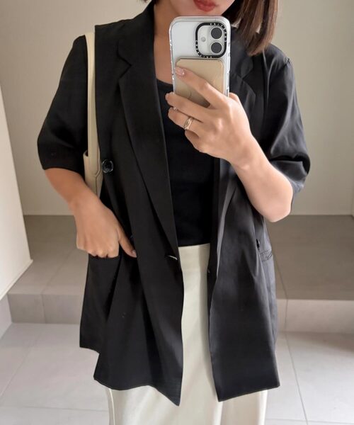 KOBE LETTUCE（コウベレタス）の「[ yuiさんコラボ ] 半袖シアーテーラードジャケット（テーラードジャケット・レディース・ブラック/グレイッシュベージュ/ベージュ・M）」の2枚目の写真