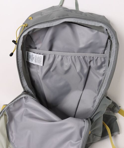 SALOMON(サロモン)の「SALOMON/サロモン バックパック TRAILBLAZER 20 トレイルブレイザー20L LC2182600/LC2462800(バックパック/リュック・メンズ・ブラック/グレー・FREE)」の8枚目の写真