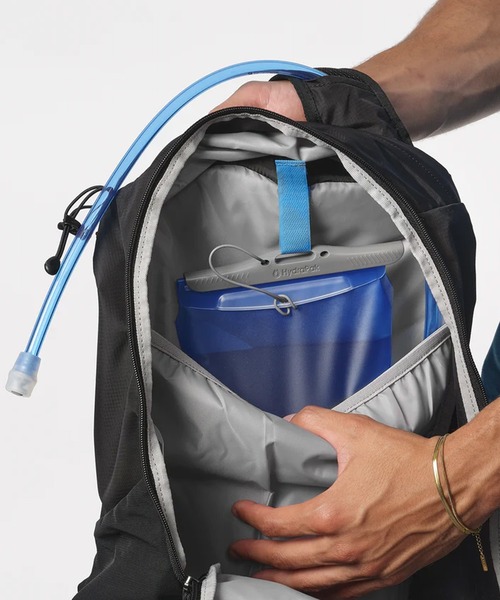 SALOMON(サロモン)の「SALOMON/サロモン バックパック TRAILBLAZER 20 トレイルブレイザー20L LC2182600/LC2462800(バックパック/リュック・メンズ・ブラック/グレー・FREE)」の14枚目の写真