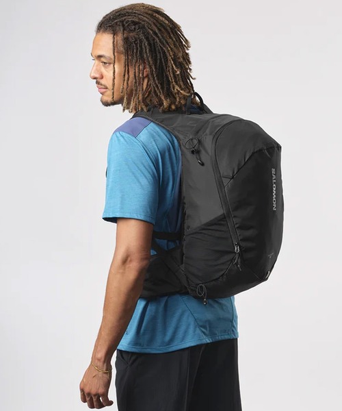 SALOMON(サロモン)の「SALOMON/サロモン バックパック TRAILBLAZER 20 トレイルブレイザー20L LC2182600/LC2462800(バックパック/リュック・メンズ・ブラック/グレー・FREE)」の15枚目の写真