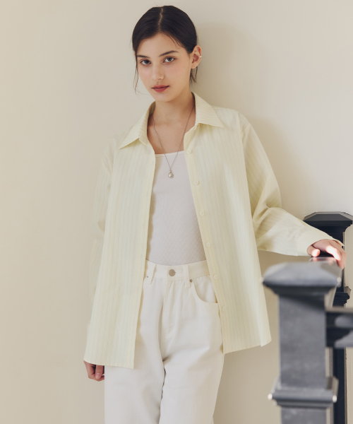ZEROSTREET（ゼロストリート）の「スリットラインストライプシャツ / ストライプイエロー（シャツ/ブラウス・レディース・イエロー・SMALL/MEDIUM）」の2枚目の写真