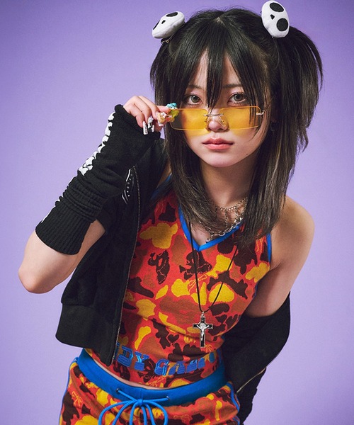 GALFY(ガルフィー)の「【GALFY/ガルフィー】ハデカモキャミ(キャミソール・レディース・カーキ系/ベージュ系/ピンク系/オレンジ系・FREE)」の4枚目の写真