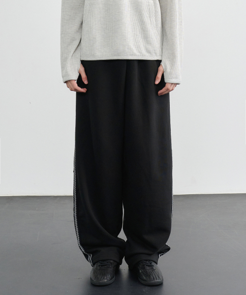 NOUN(ノウン)の「track sweat pants (black)(その他パンツ・メンズ・その他・1/2/0)」の1枚目の写真