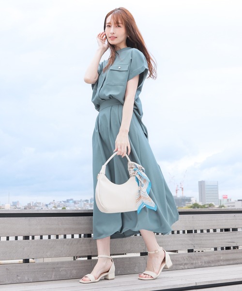 GLACIER lusso（グラシアルッソ）の「【美冷・接触冷感】タックロングスカート（スカート・レディース・ベージュ/ネイビー/ブルーグリーン/杢グレー・S/M/LL/L）」の11枚目の写真