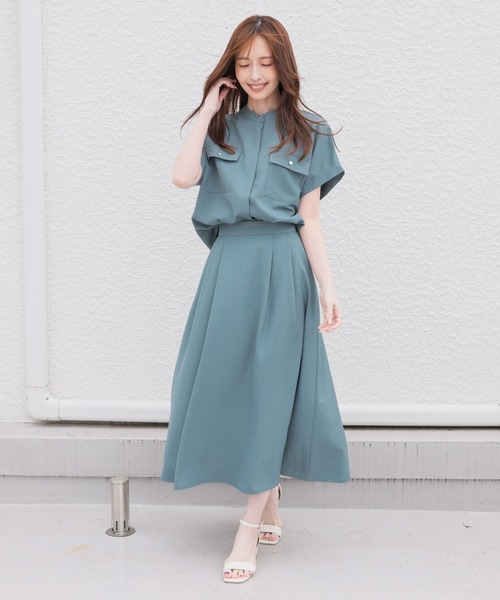 GLACIER lusso（グラシアルッソ）の「【美冷・接触冷感】タックロングスカート（スカート・レディース・ベージュ/ネイビー/ブルーグリーン/杢グレー・S/M/LL/L）」の12枚目の写真