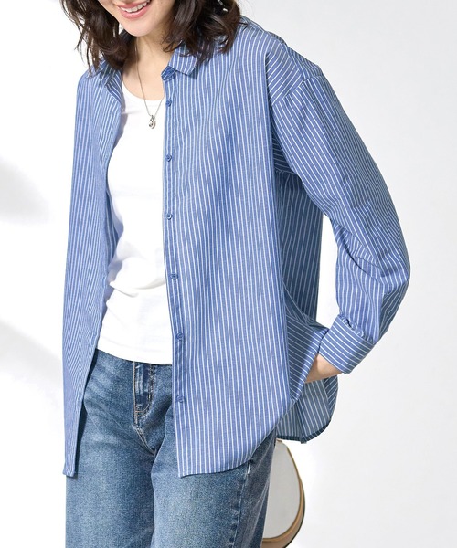 BELLUNA PLUS(ベルーナ)の「麻入りイージーケアゆったりシャツ(シャツ/ブラウス・レディース・サックスブルー/ブルー系その他/グリーン系その他・MEDIUM/LARGE/X-LARGE)」の3枚目の写真