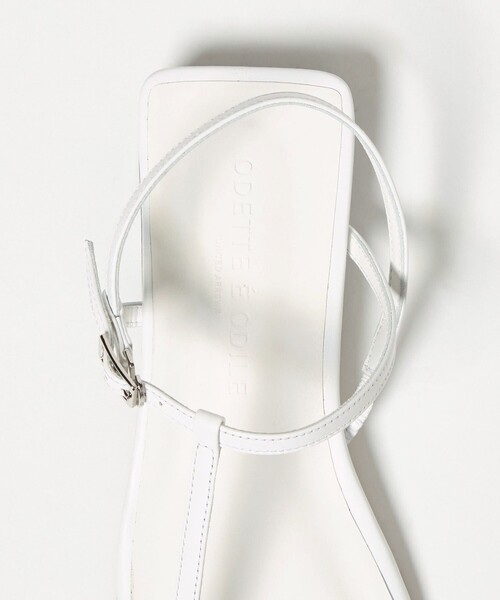 ODETTE E ODILE（オデットエオディール）の「アシンメトリーライン サンダル20↑（サンダル・レディース・シルバー/ホワイト/ブラック・25cm/24.5cm/24cm/23.5cm/23cm/22.5cm/22cm）」の9枚目の写真