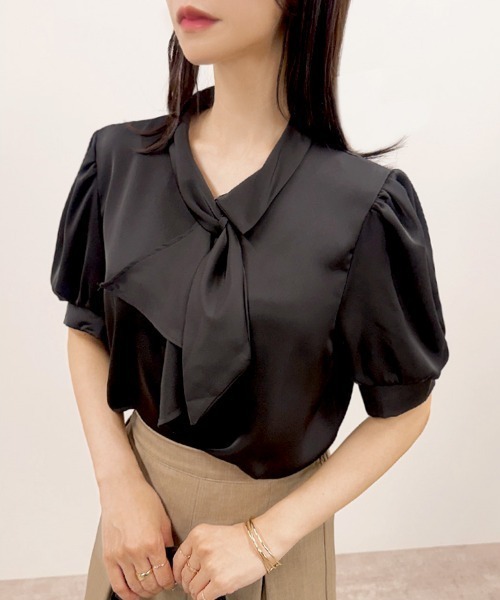 CLOTHY(クロシィ)の「【オンオフ兼用で、通勤コーデが格上げ♪】アシメボウタイ半袖ブラウス(シャツ/ブラウス・レディース・ピンク/アイボリー/ブラック・FREE)」の15枚目の写真