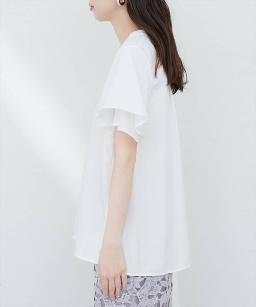 natural couture(ナチュラルクチュール)の「袖口シアーパール釦スキッパーブラウス(シャツ/ブラウス・レディース・その他1/ミント/ラベンダー/ライトグレー/その他2/アイボリー・FREE)」の10枚目の写真
