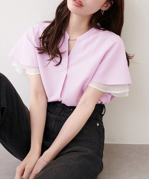 natural couture(ナチュラルクチュール)の「袖口シアーパール釦スキッパーブラウス(シャツ/ブラウス・レディース・その他1/ミント/ラベンダー/ライトグレー/その他2/アイボリー・FREE)」の4枚目の写真