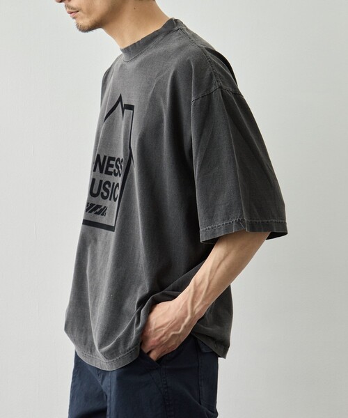 is-ness（イズネス）の「【is-ness/イズネス】LOGO T-SHIRT（Tシャツ/カットソー・メンズ・ブラック/グレー/ホワイト・L/M）」の5枚目の写真
