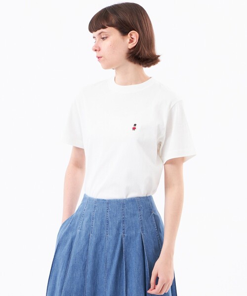 MACKINTOSH PHILOSOPHY(マッキントッシュ フィロソフィー)の「【WEB&一部店舗限定】バッキンガムベア ワッペンTシャツ(Tシャツ/カットソー・レディース・ピンク系その他2/ダークネイビー/ブルー/オフホワイト/ベージュ/ブラック・38)」の1枚目の写真