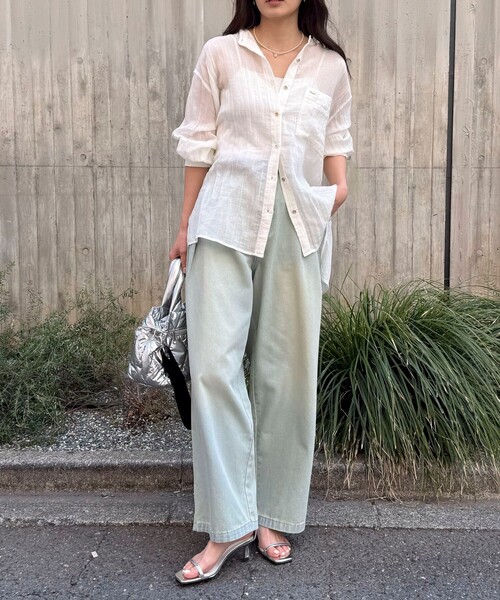 fredy emue(フレディエミュ)の「リネン混楊柳バンドカラーシャツ(シャツ/ブラウス・レディース・ミント/ブラック/サックスブルー/オフホワイト・38)」の20枚目の写真