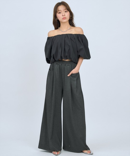AND COUTURE(アンドクチュール)の「カットツイルポケットタックパンツ(その他パンツ・レディース・ベージュ/ライトグレー/ブラック・FREE)」の2枚目の写真