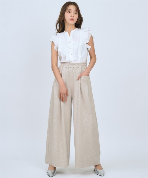 AND COUTURE(アンドクチュール)の「カットツイルポケットタックパンツ(その他パンツ・レディース・ベージュ/ライトグレー/ブラック・FREE)」の6枚目の写真