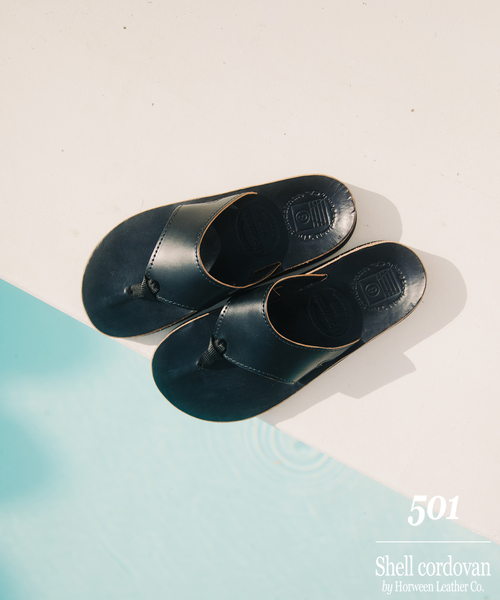 THE SANDALMAN（サンダルマン）の「THE SANDALMAN / サンダルマン 別注 501 ホーウィン シェルコードバン（サンダル・メンズ・ボルドー/ブラック・90/80/70）」の2枚目の写真
