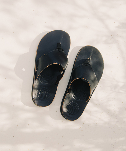 THE SANDALMAN（サンダルマン）の「THE SANDALMAN / サンダルマン 別注 501 ホーウィン シェルコードバン（サンダル・メンズ・ボルドー/ブラック・90/80/70）」の5枚目の写真