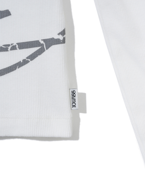 YOUHEE（ユヒ）の「GRAPHIC HOODIE LONG SLEEVE_WHITE（パーカー・レディース・その他・SMALL/MEDIUM）」の5枚目の写真