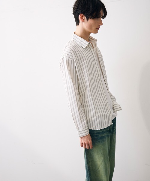 Shoowtime(ショウタイム)の「Washed striped cropped shirt / ウォッシュドショート丈ストライプシャツ(シャツ/ブラウス・メンズ・ホワイト系その他・MEDIUM/LARGE/X-LARGE)」の5枚目の写真