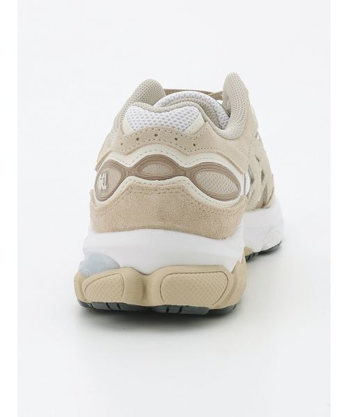 emmi（エミ）の「【ASICS】GEL-NYC 2.0（スニーカー・レディース・ライトブラウン・23.5/24/24.5/23/25）」の3枚目の写真