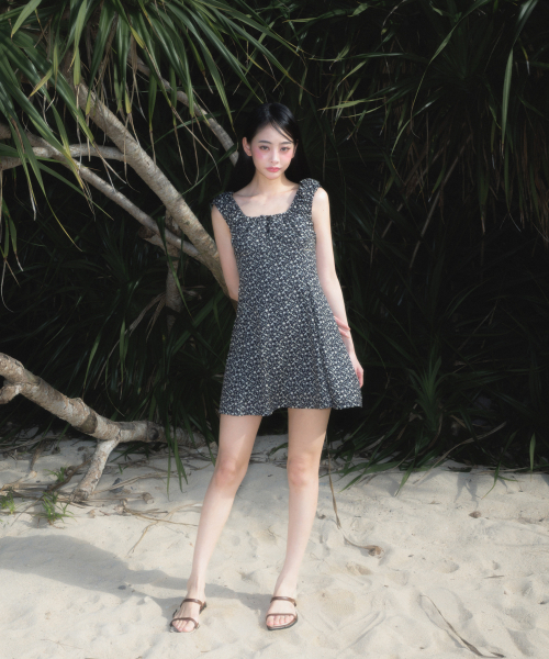 ROSEFRANTZ（ロゼフランツ）の「Flower Garden Mini Dress [Black]（ワンピース・レディース・ブラック・SMALL/MEDIUM）」の5枚目の写真