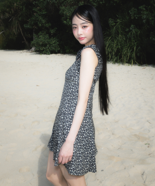 ROSEFRANTZ（ロゼフランツ）の「Flower Garden Mini Dress [Black]（ワンピース・レディース・ブラック・SMALL/MEDIUM）」の8枚目の写真