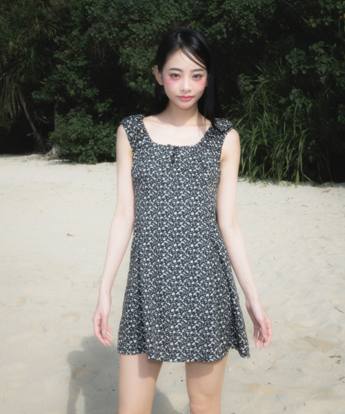 ROSEFRANTZ（ロゼフランツ）の「Flower Garden Mini Dress [Black]（ワンピース・レディース・ブラック・SMALL/MEDIUM）」の9枚目の写真