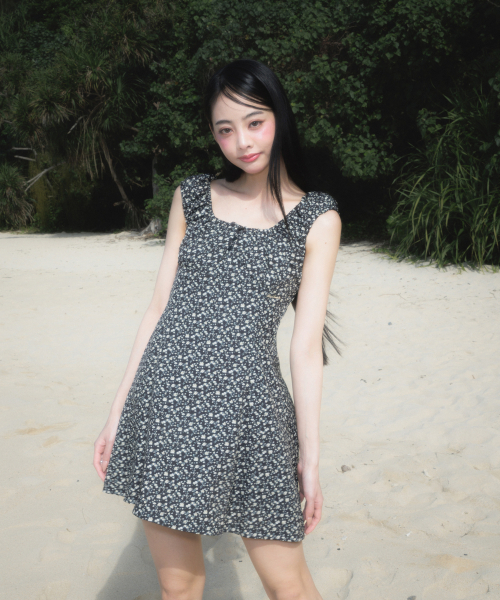 ROSEFRANTZ（ロゼフランツ）の「Flower Garden Mini Dress [Black]（ワンピース・レディース・ブラック・SMALL/MEDIUM）」の10枚目の写真