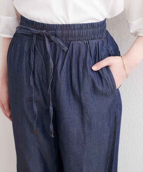 natural couture（ナチュラルクチュール）の「テンセルデニムイージーパンツ（デニムパンツ・レディース・ネイビー/サックスブルー/ブルー・MEDIUM）」の5枚目の写真