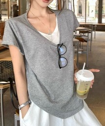 レイヤードVネックTシャツ
