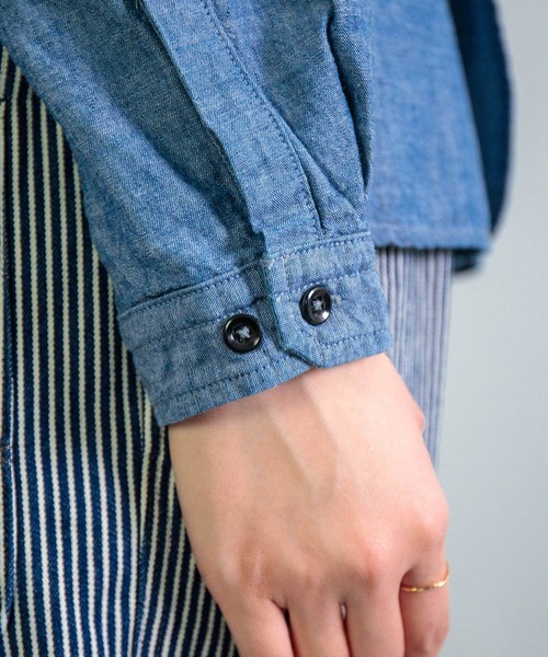 OMNIGOD（オムニゴッド）の「[OMNIGOD womens / オムニゴッド] シャンブレー スタンドカラーシャツ（シャツ/ブラウス・レディース・ワンウォッシュ・3/2）」の8枚目の写真