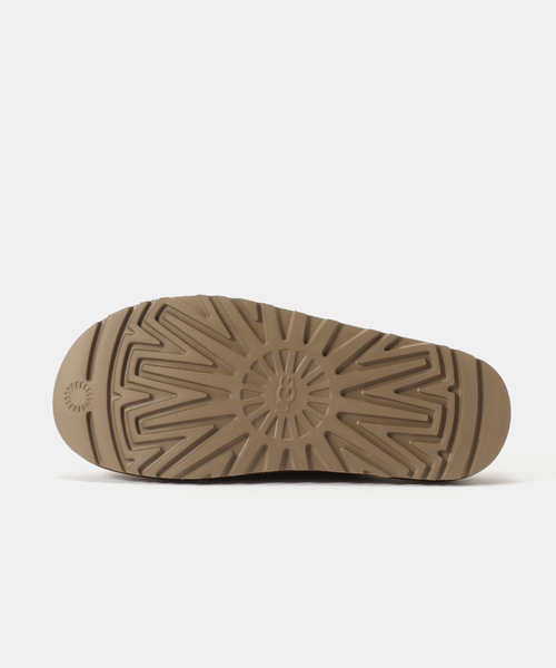 UGG(アグ)の「UGG W Greenport Slide 1167610-CHE(サンダル・レディース・タン・22cm/23cm/24cm/25cm)」の4枚目の写真