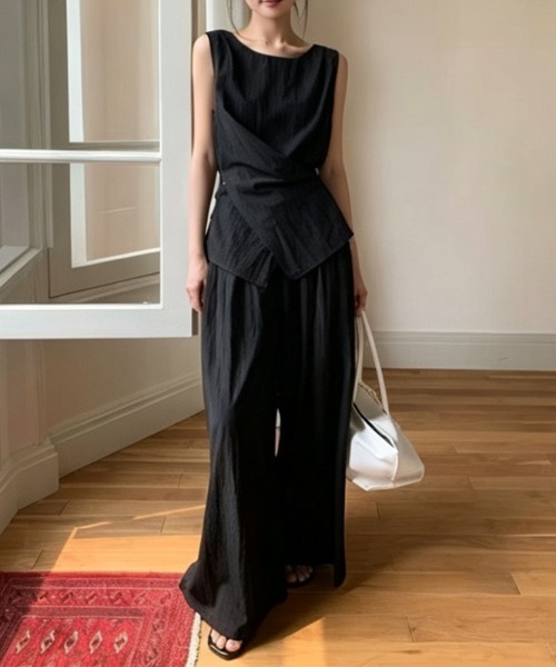 FAVORITO(ファヴォリート)の「ノースリーブトップスパンツセットアップ(セットアップ・レディース・ブラック/ベージュ・F)」の13枚目の写真