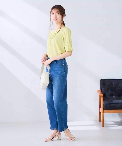 a.v.v(アーヴェヴェ)の「タックパフスリーブトップス(Tシャツ/カットソー・レディース・クリーム/ダークインディゴブルー/ネイビー・38/36/40)」の8枚目の写真