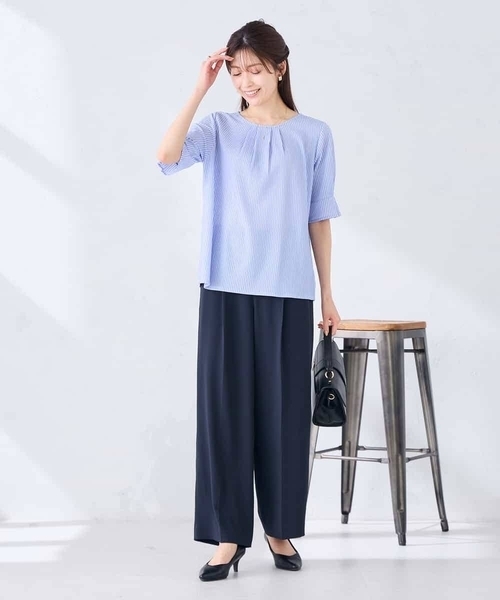 a.v.v(アーヴェヴェ)の「タックパフスリーブトップス(Tシャツ/カットソー・レディース・クリーム/ダークインディゴブルー/ネイビー・38/36/40)」の13枚目の写真