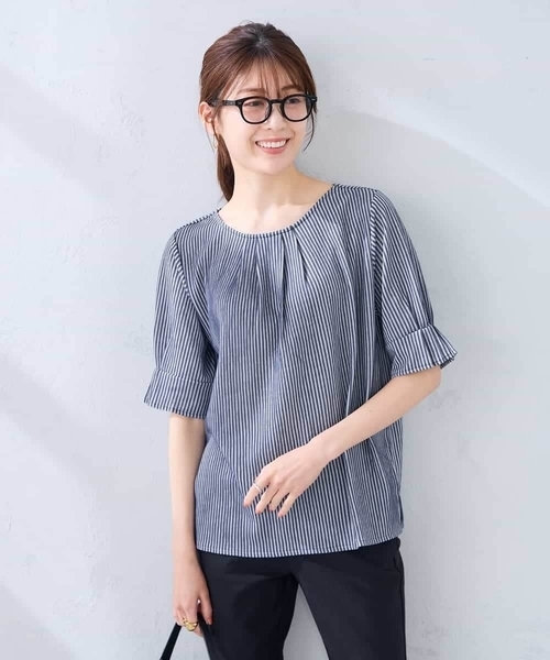 a.v.v(アーヴェヴェ)の「タックパフスリーブトップス(Tシャツ/カットソー・レディース・クリーム/ダークインディゴブルー/ネイビー・38/36/40)」の17枚目の写真
