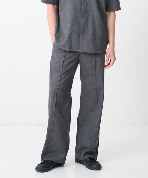 CINOH(チノ)の「【CINOH/チノ】別注SUMMER WOOL RELAX PT(スラックス・メンズ・ダークグレー/ブラック・44/46/48)」の1枚目の写真