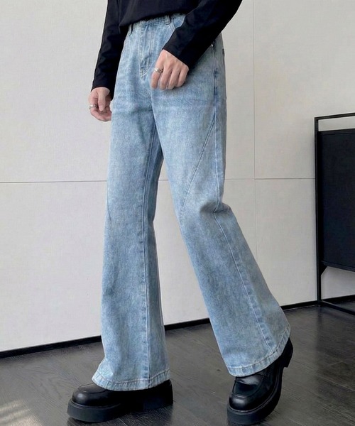 Otte（オッテ）の「カーブシームワイドフレアデニム（デニムパンツ・メンズ・ブルー・MEDIUM/SMALL/LARGE/X-LARGE）」の3枚目の写真